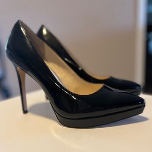 Jessica Simpson Black Pumps